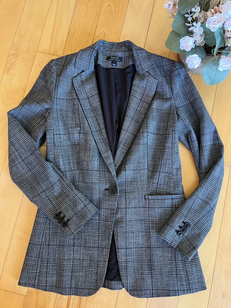 Rw&Co One Button Fitted Blazer Size 4